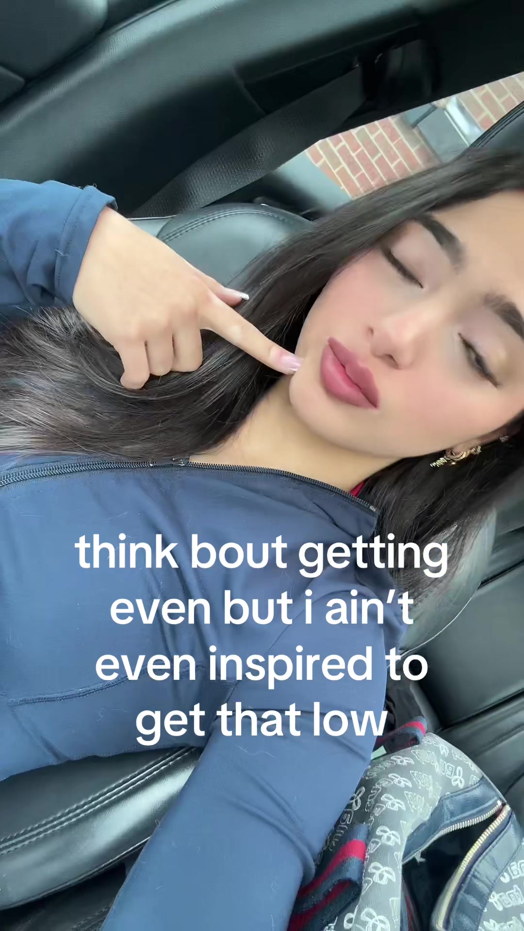 @victoriaintisar