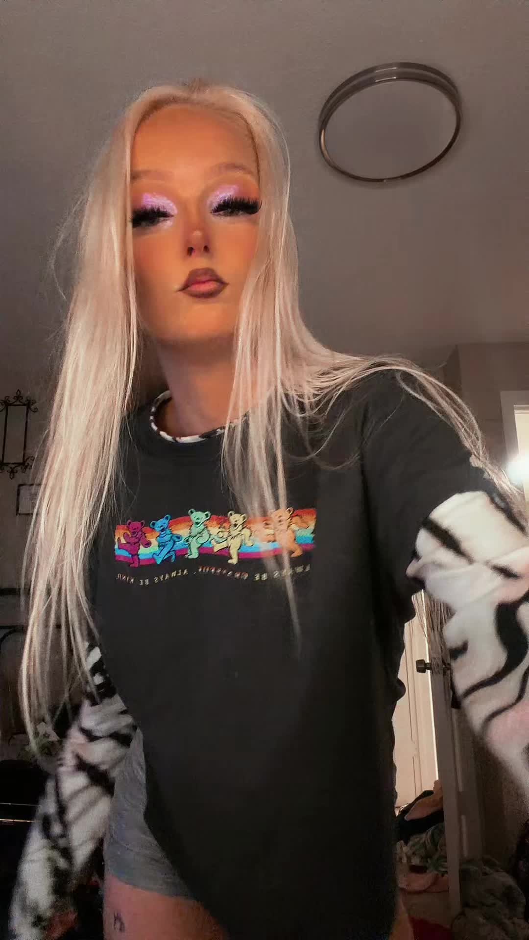 @Your moms pimp