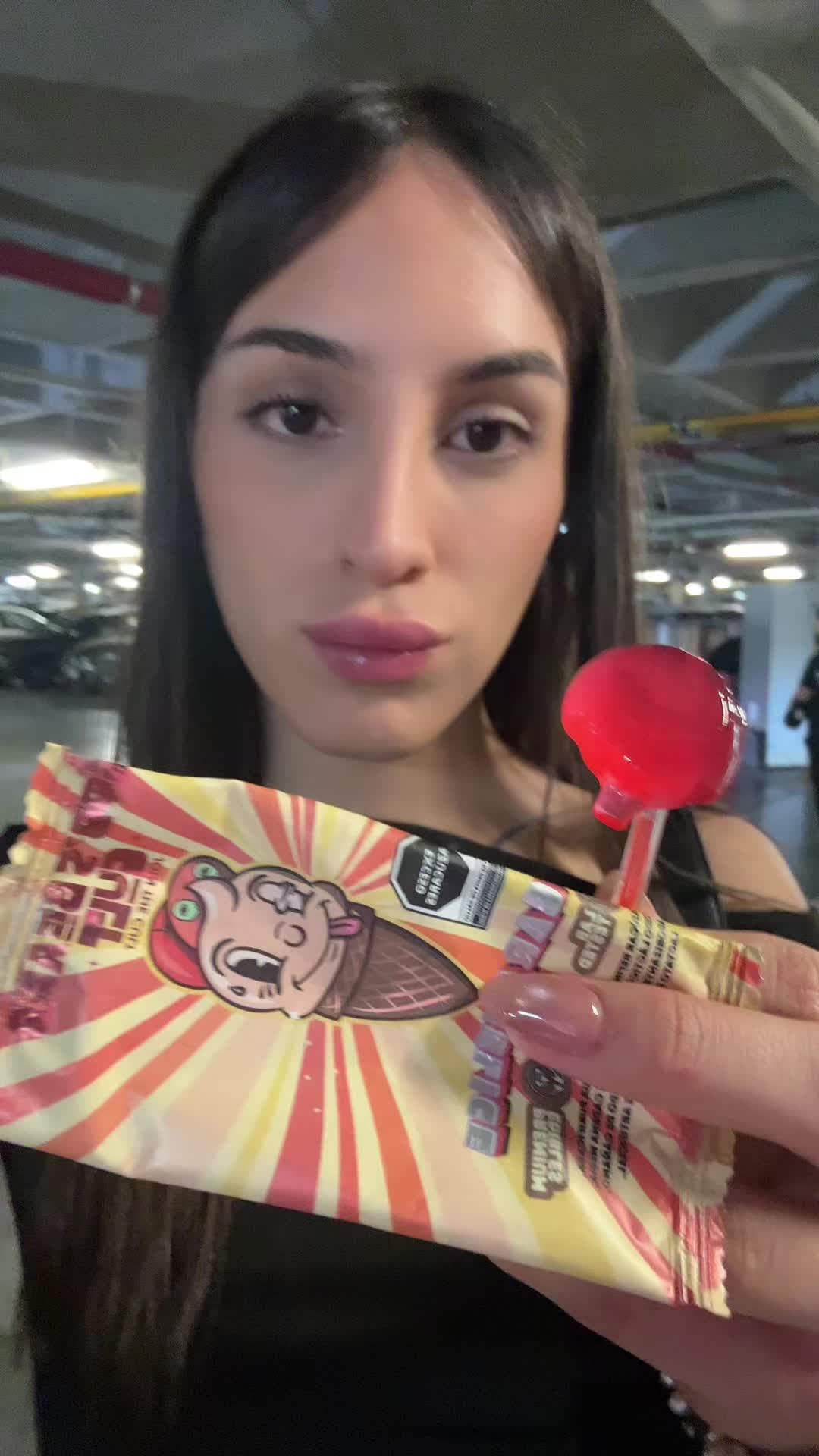 @theyloveandie