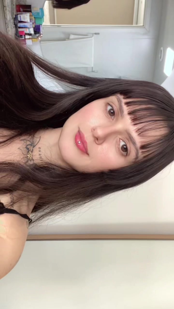 @AmandaCelante.com