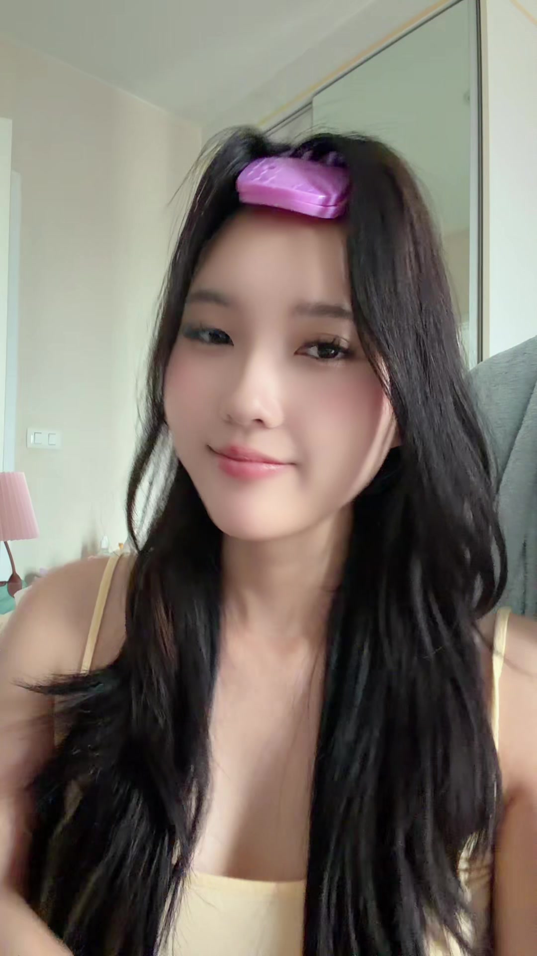 @เหม่งน้อย‘ ตาโต