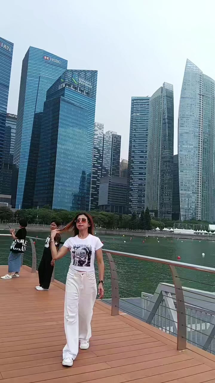 @miralovers99