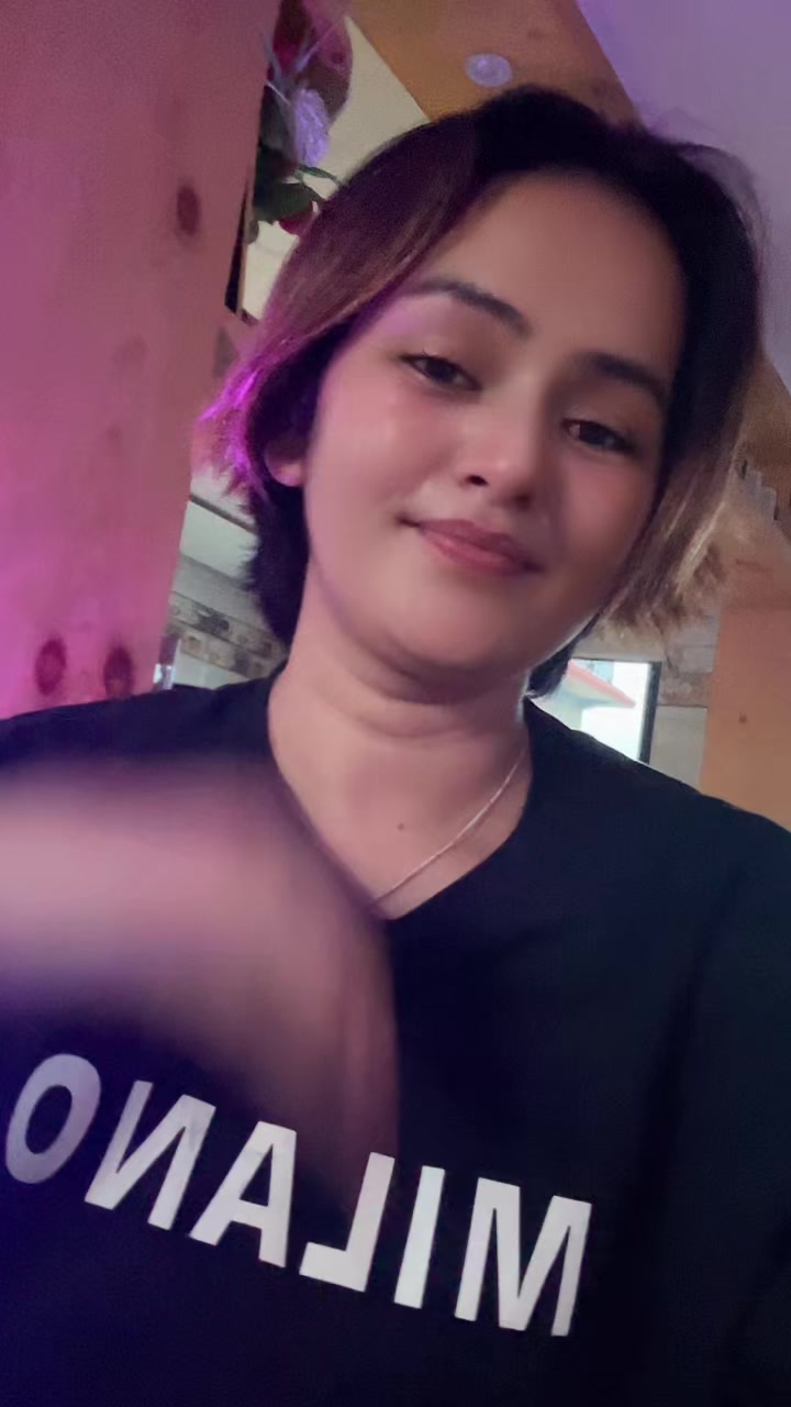 @🐼