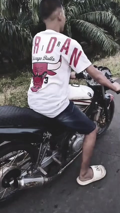 @yanzx🤡🙍&zwj;♂️