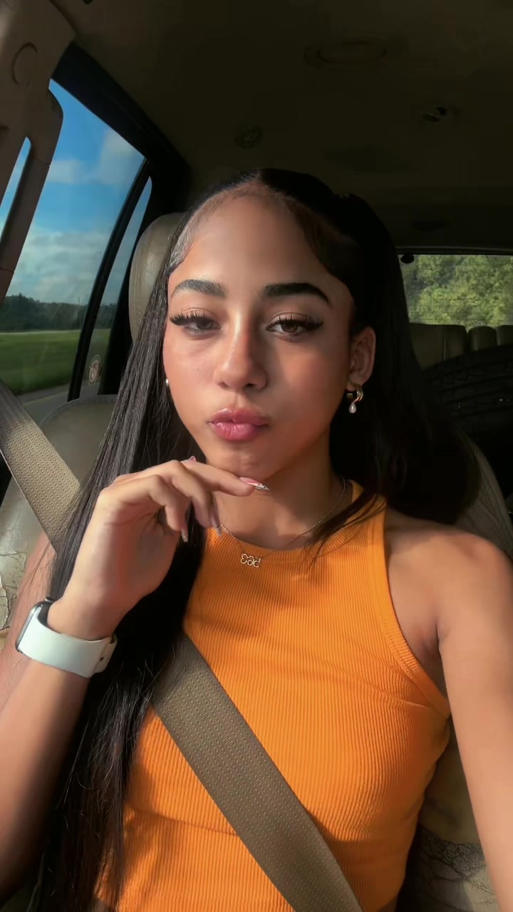 @justaaflirt