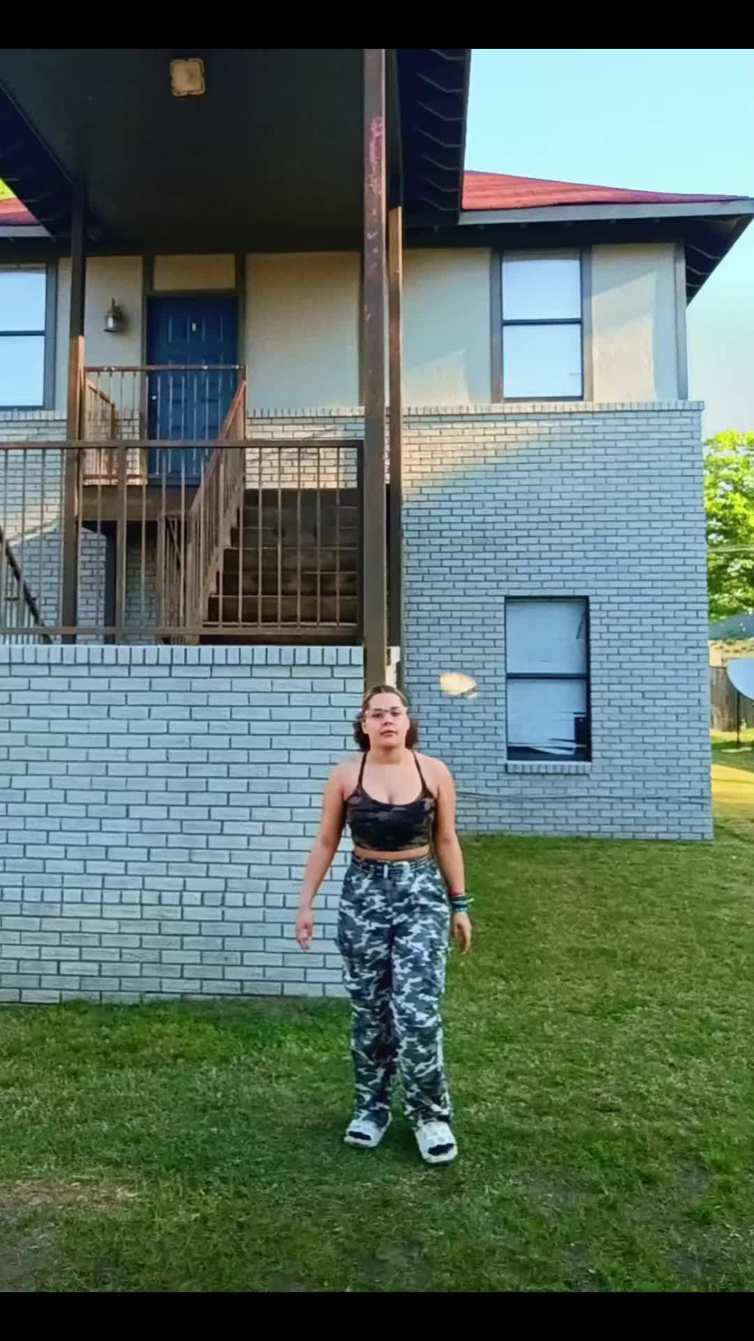 @Leelee
