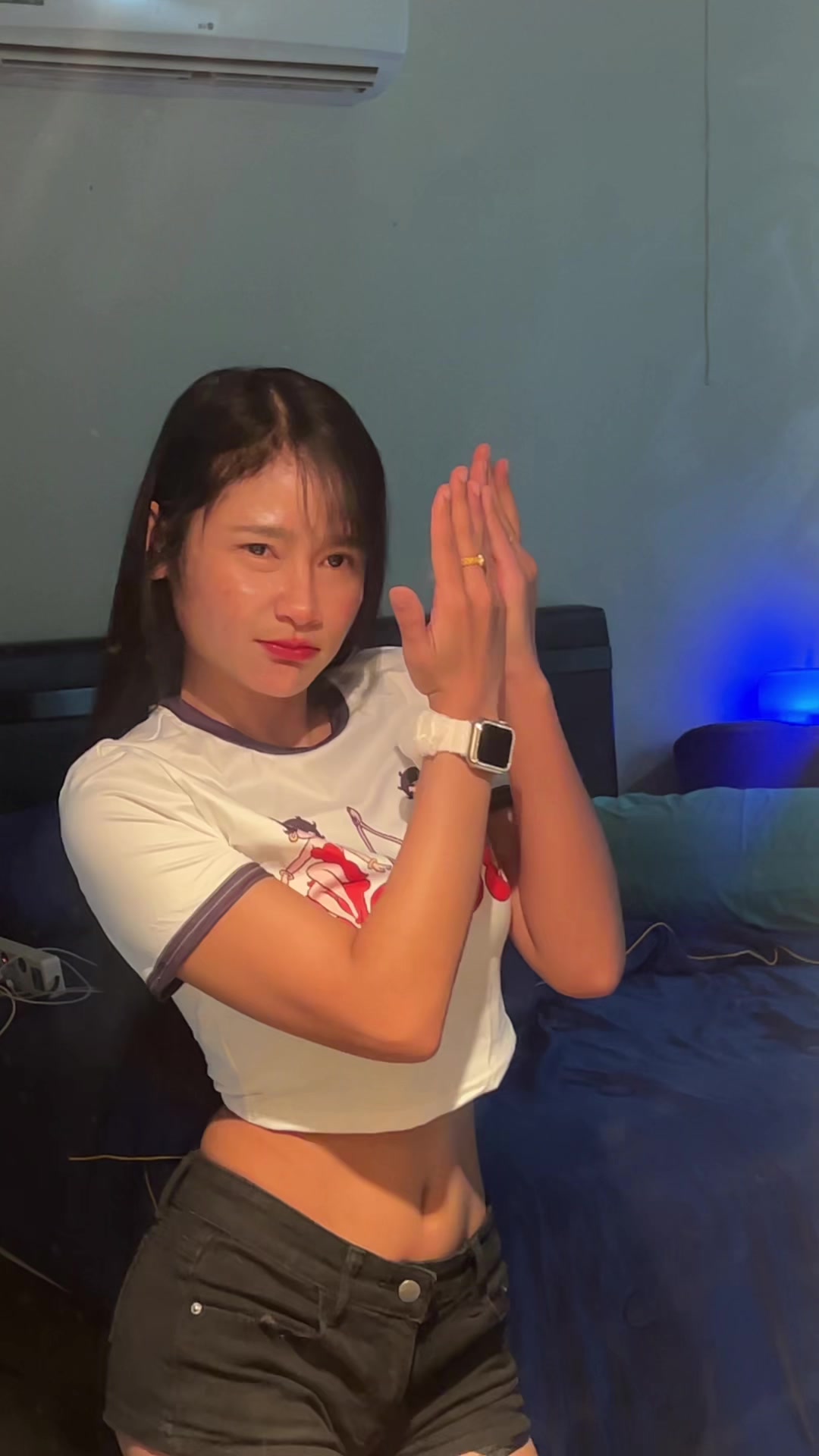 @SuvimolTongrein