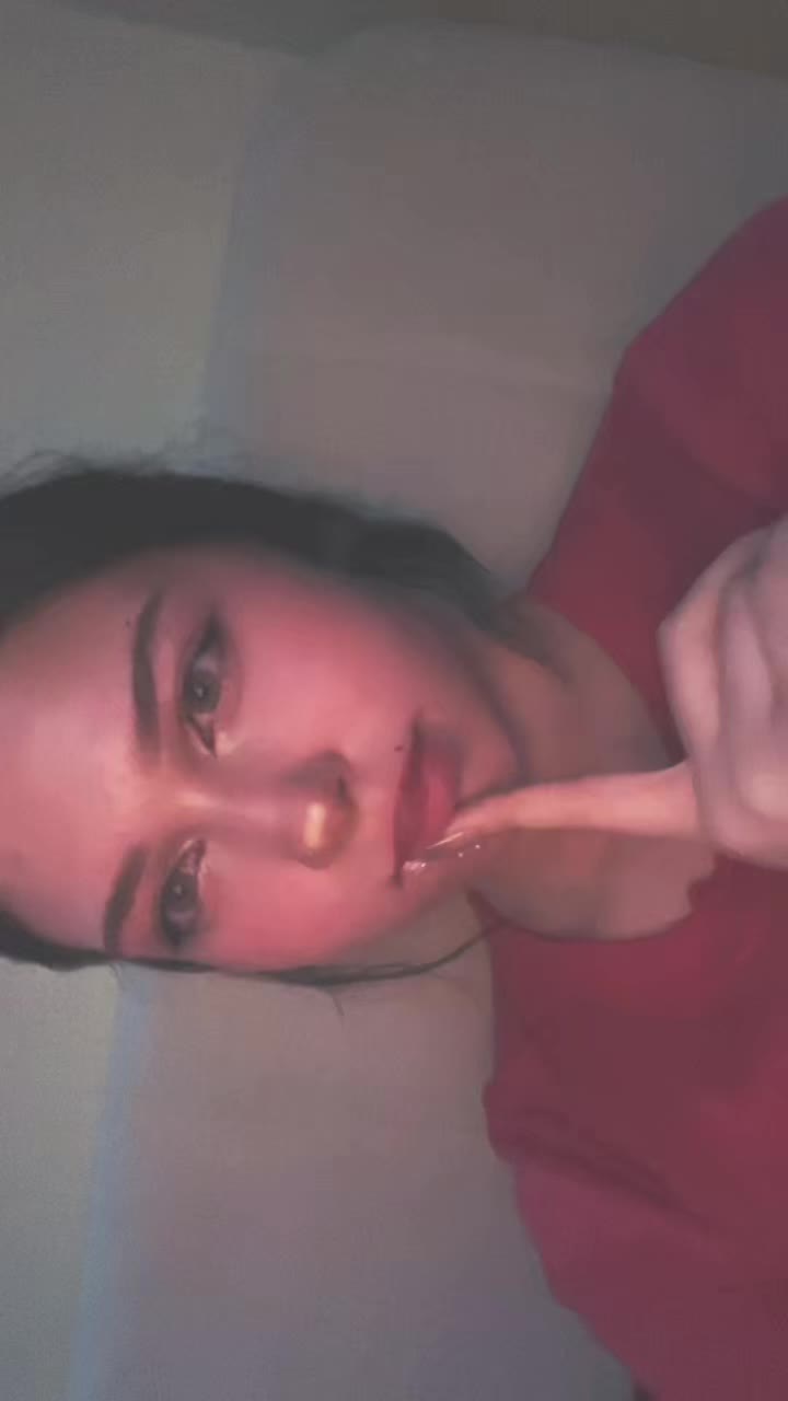 @Julli🪽