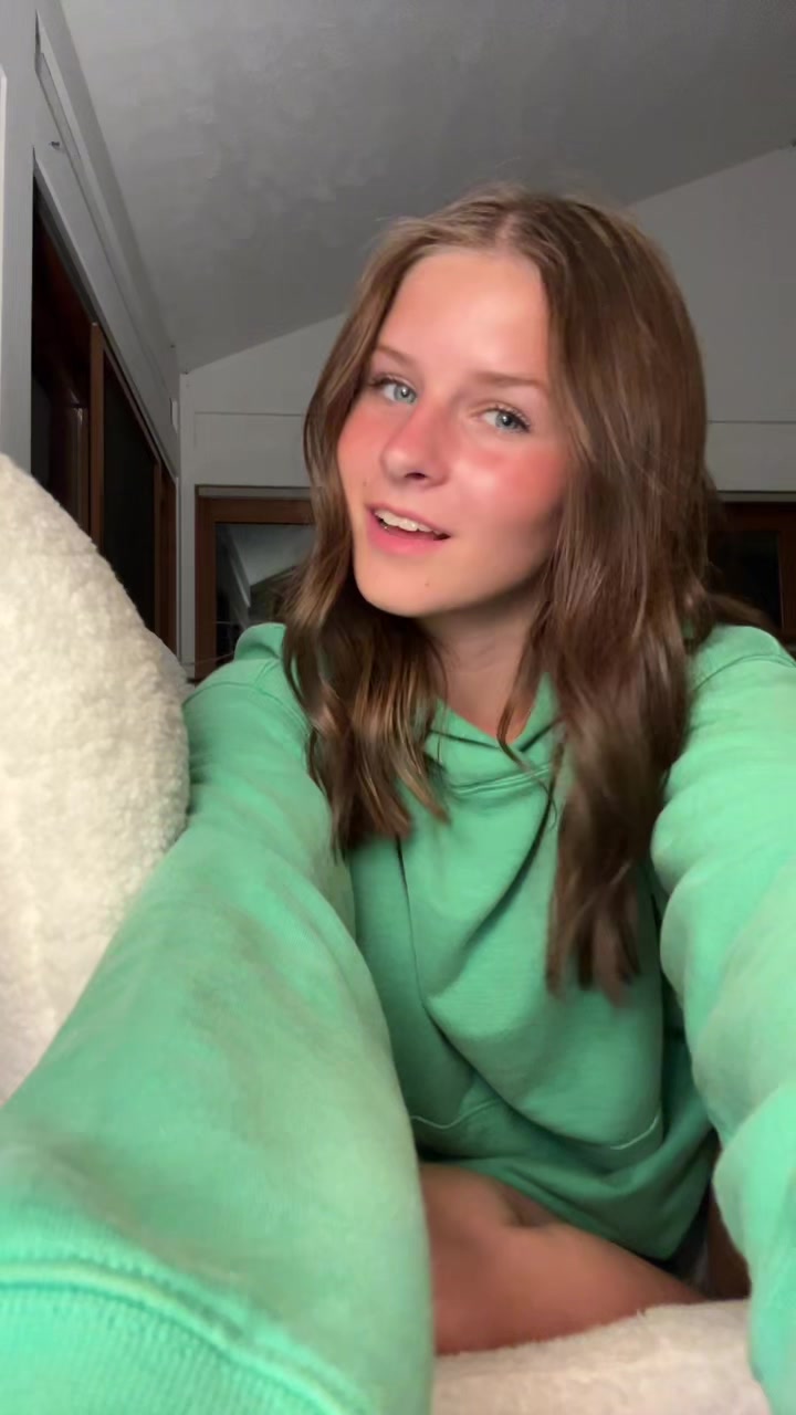 @CLAIRE🦄🌈🪼