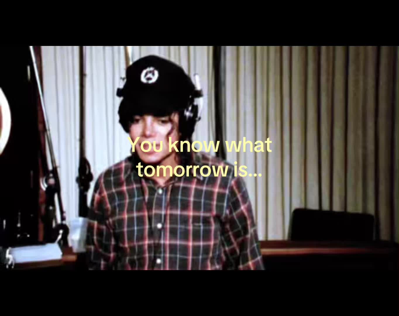 @𝓐𝓷𝓰𝓮𝓵𝓯𝓪𝓬𝓮
