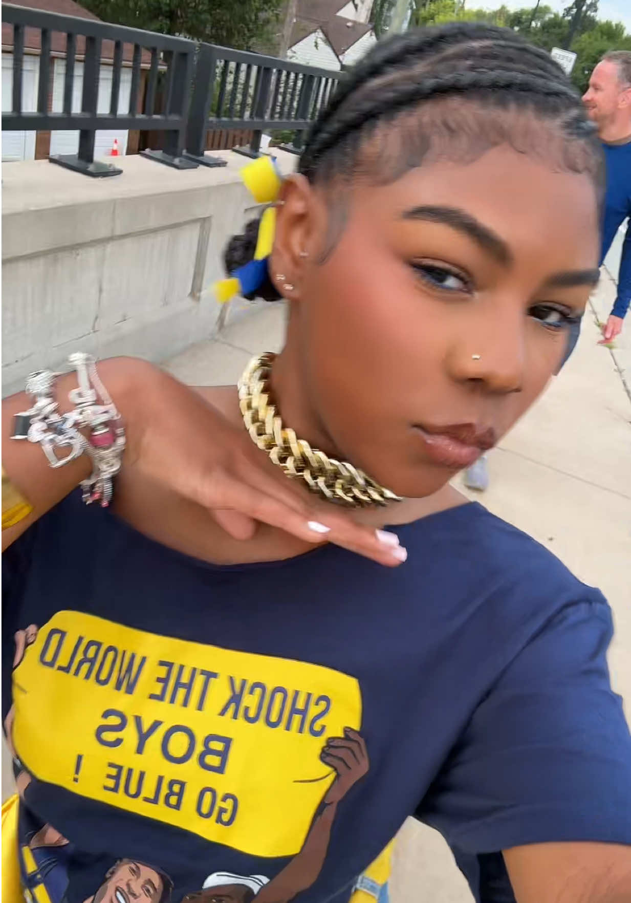 @Jada Vee♡︎
