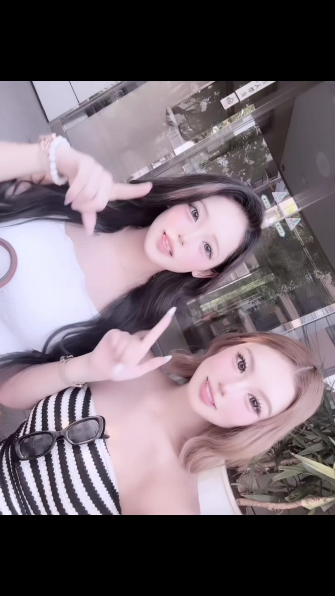@axxx._0015