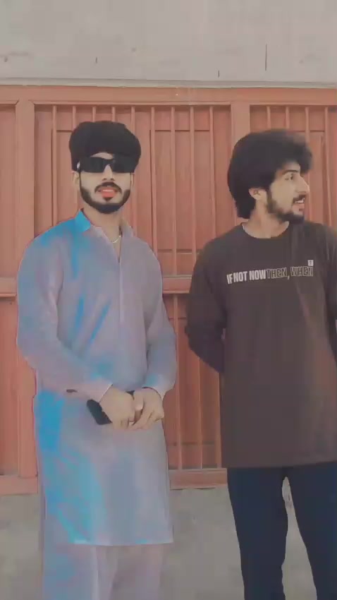 @HassanRaza💯