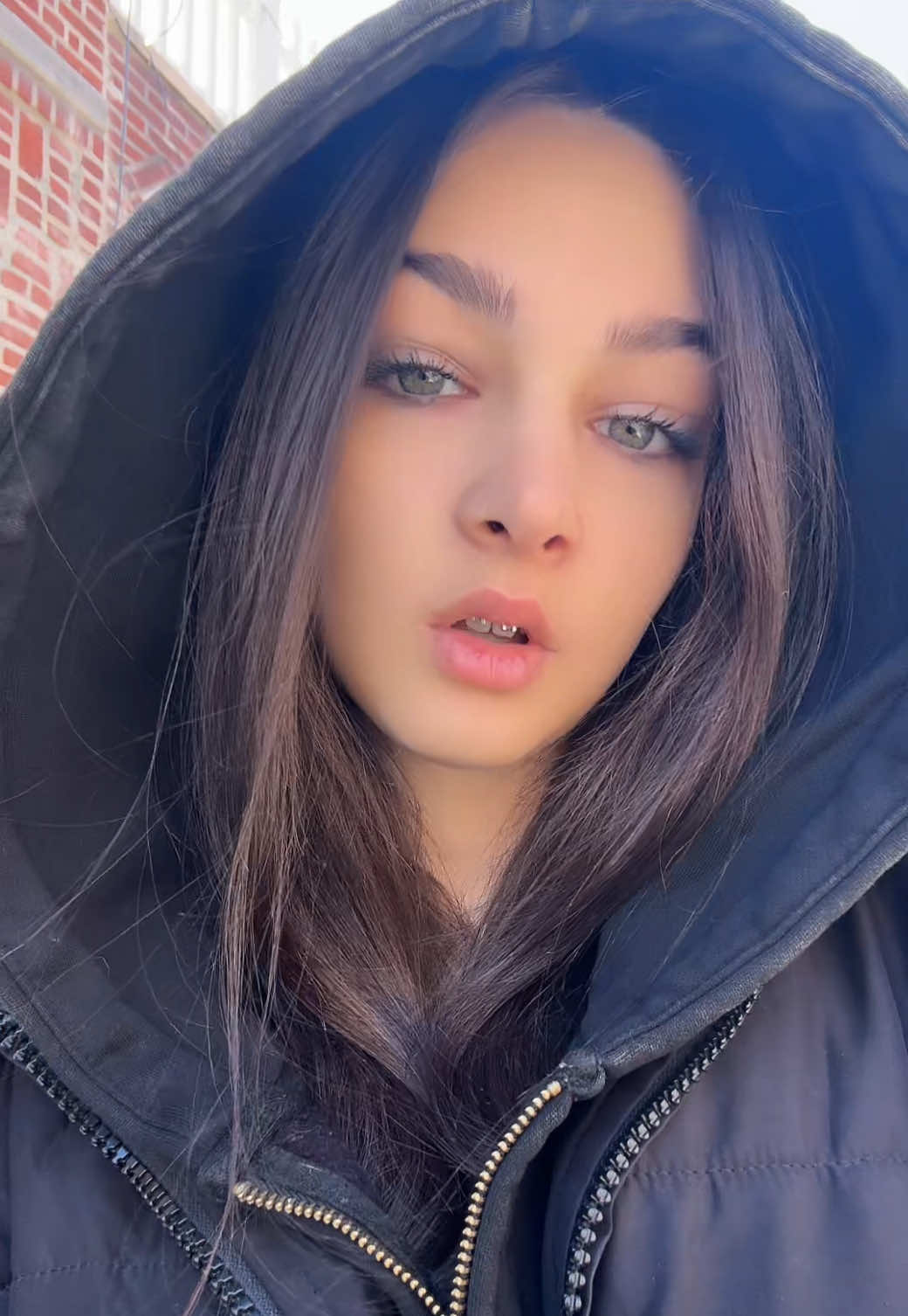 @Anakho