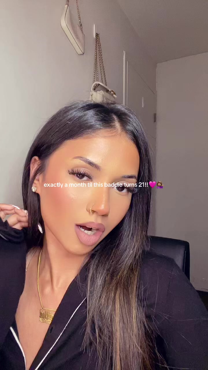 @𝒮