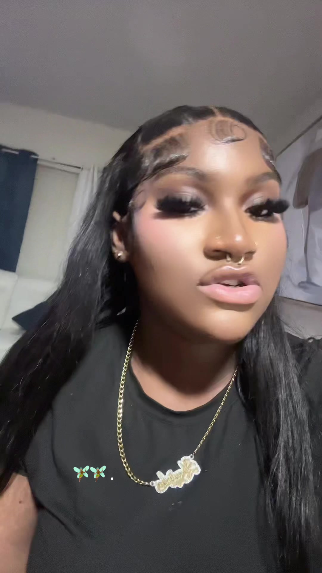 @👱🏽♀️ .
