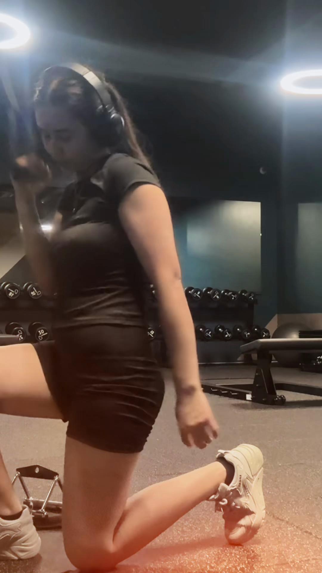 @santoshi0303