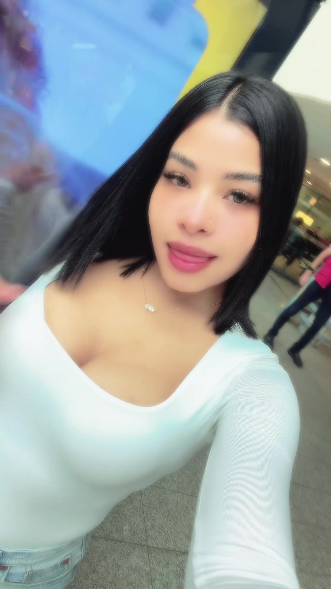 @🦋