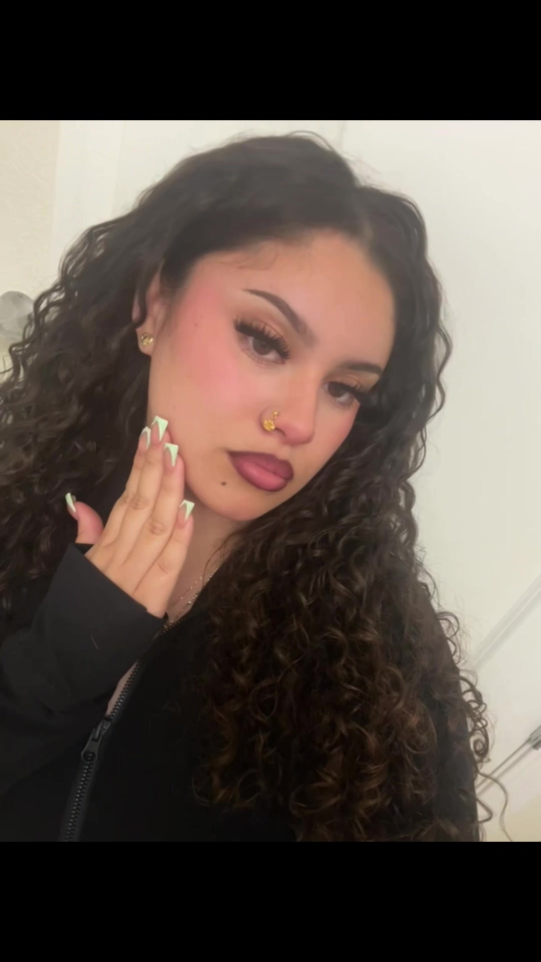 @𝒮𝑒𝓇𝑒𝓃𝒶🎀