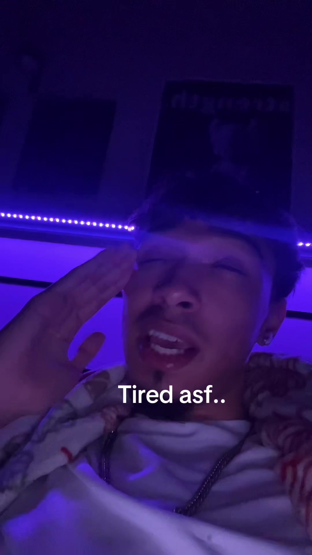 @￼