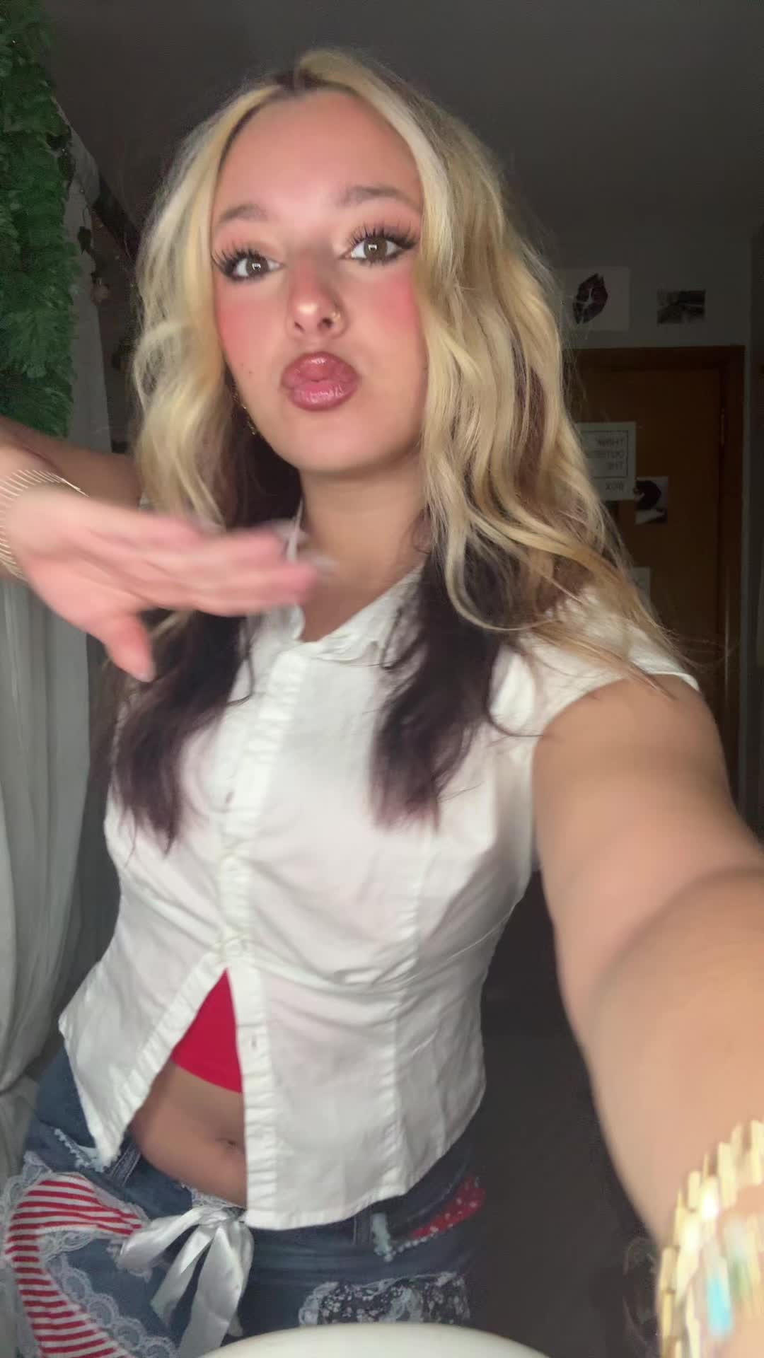 @alayna