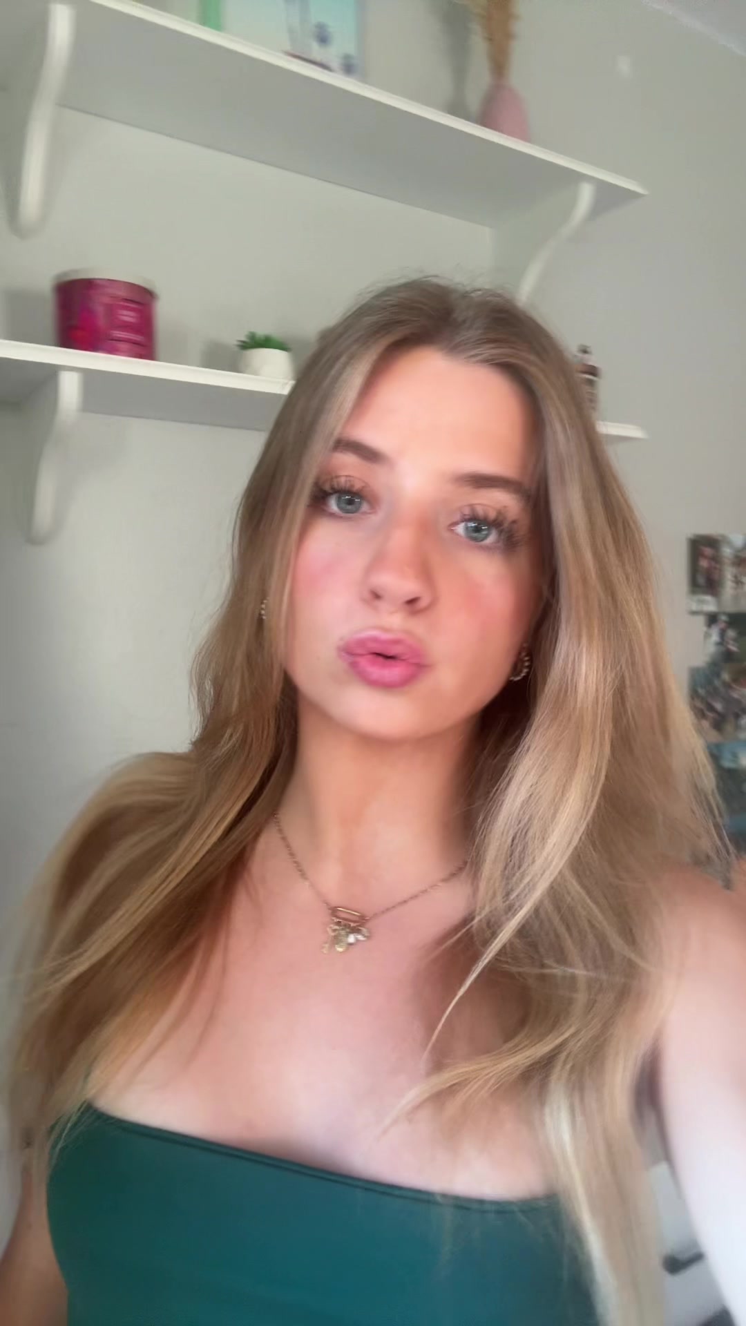 @lily dupper spamm🤠🤠