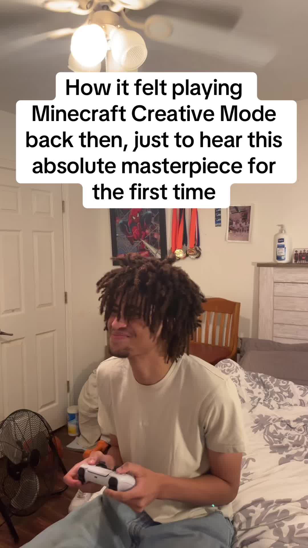 @ITZZ$kovie