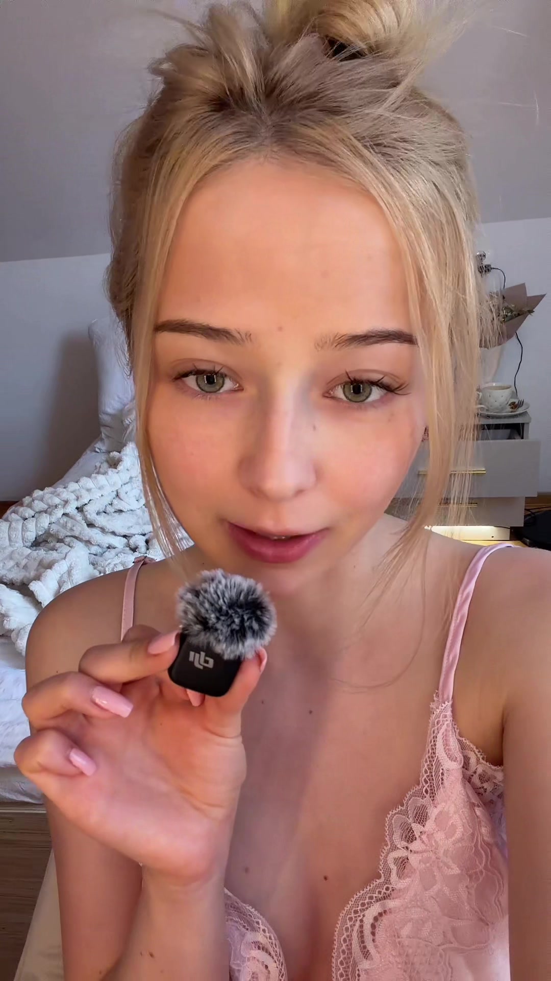 @Vicrossie🪽