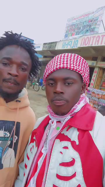 @Young man officiel