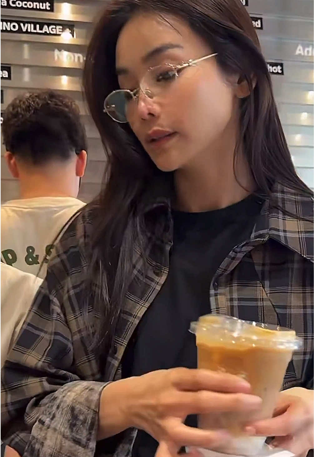 @itsdeeツ