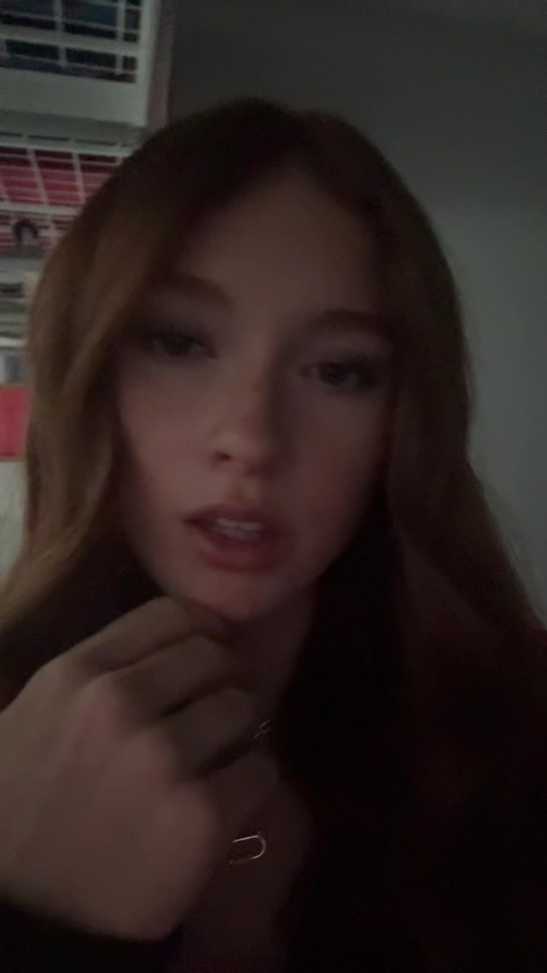 @bella