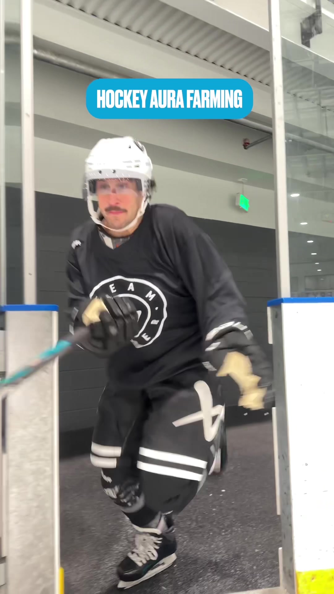 @Bauer Hockey