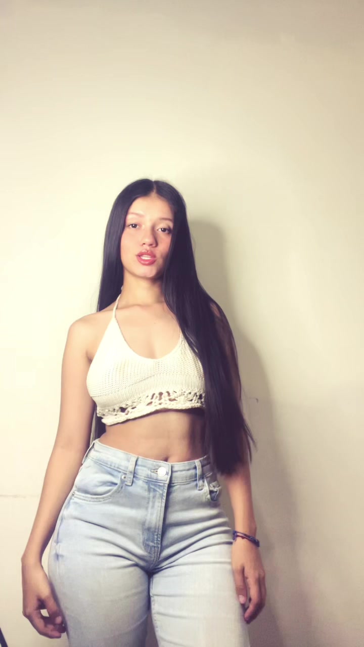 @Luzsamira_