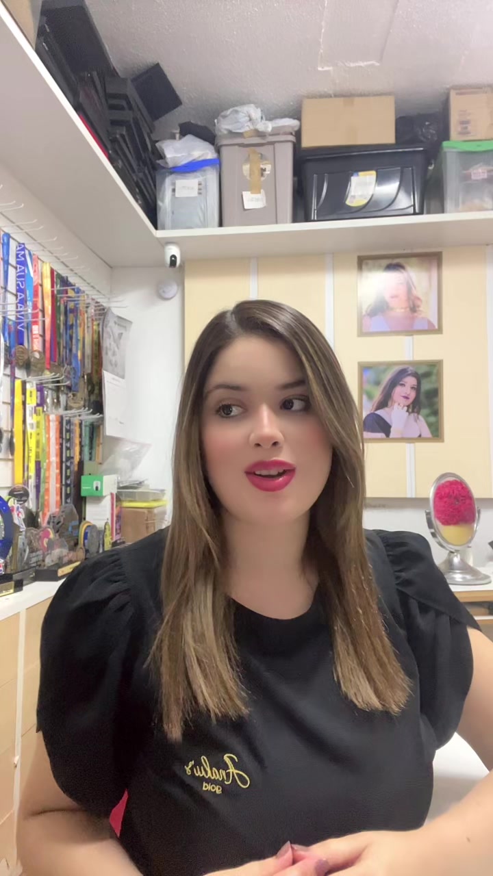 @janaina