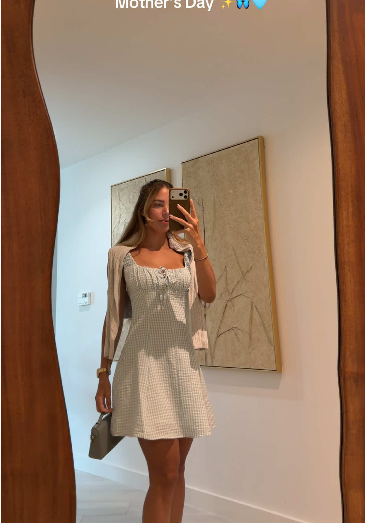 @CLAUDIA ACANDA