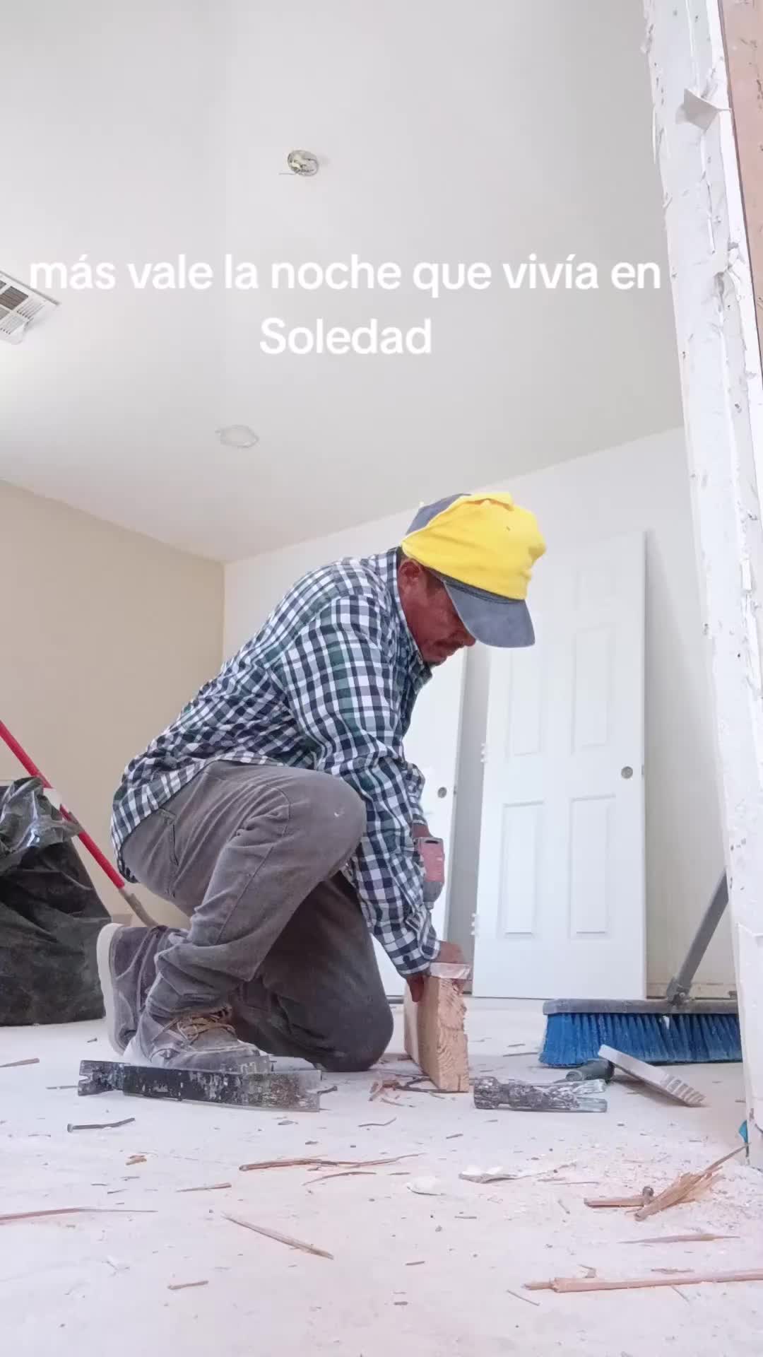 @ÉL caído