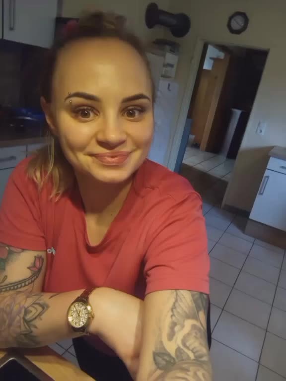 @Paulina Paula 🇩🇪🇩🇪🇵🇱🇵🇱