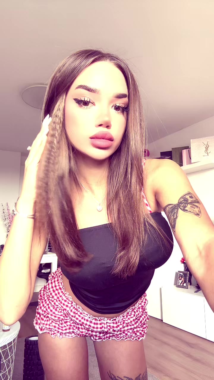 @ANNIE🪭