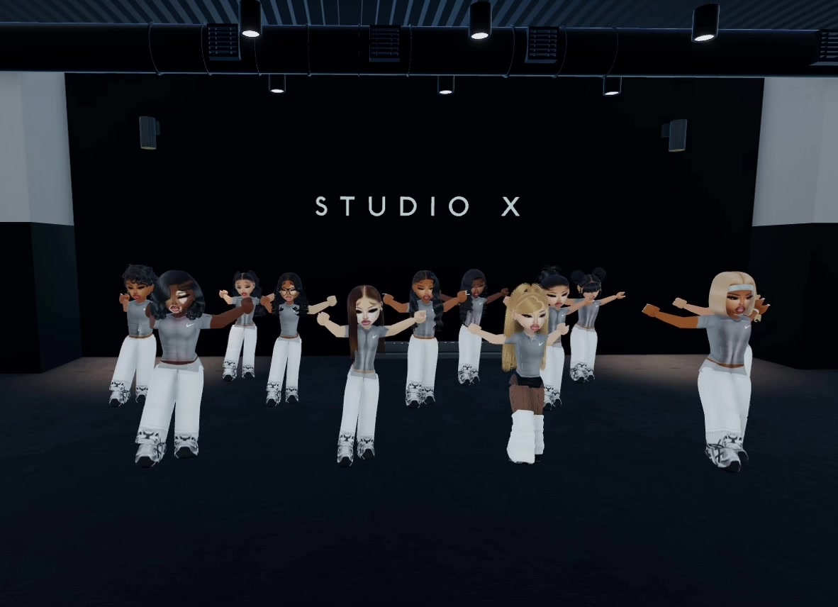 @Studio X 🩵💛