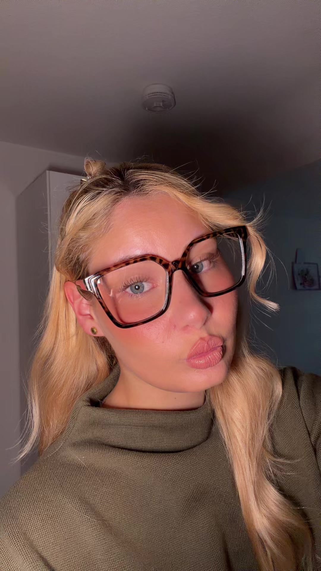 @LARISSA-LUISA