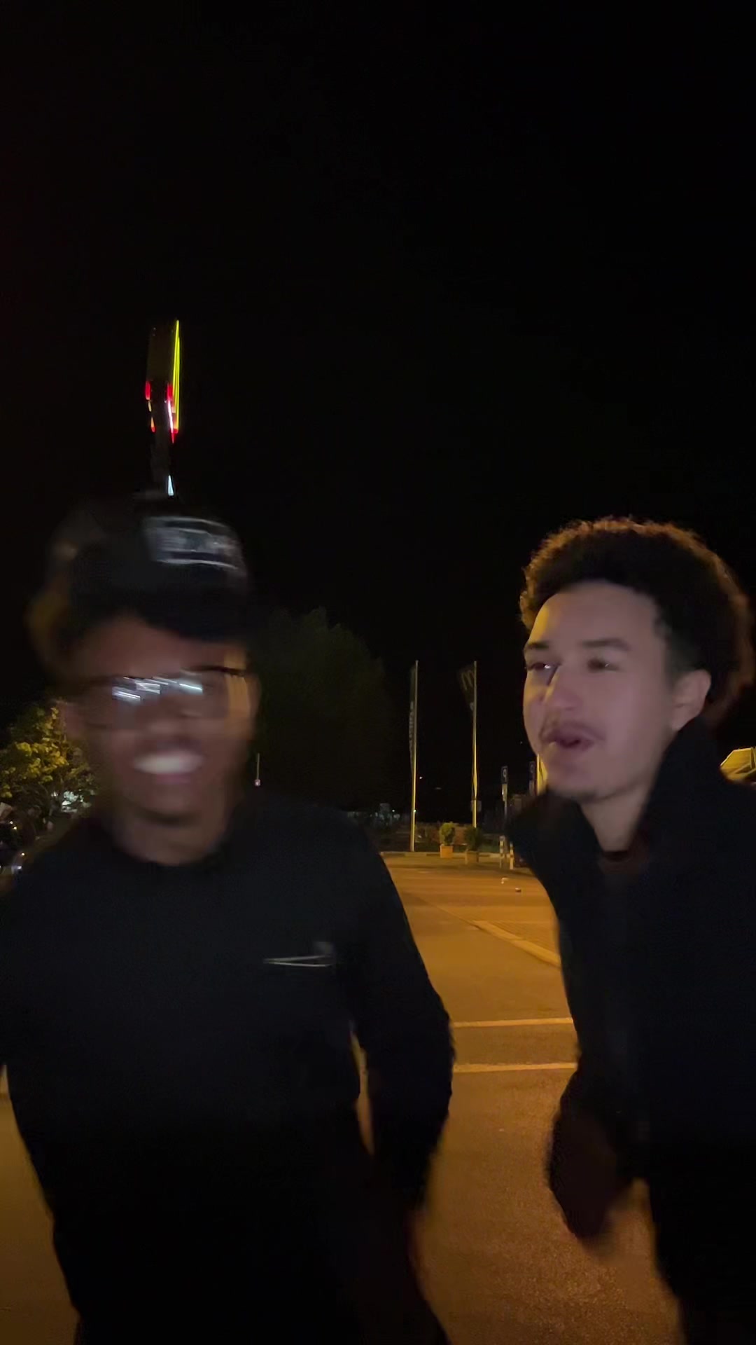 @โ