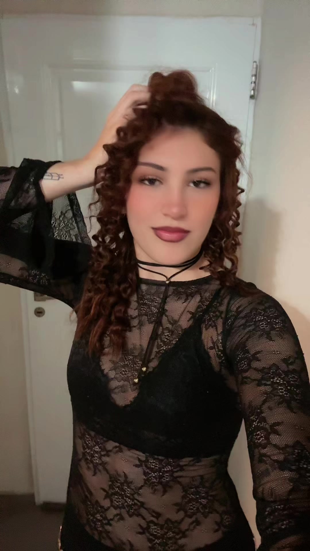 @Викторија