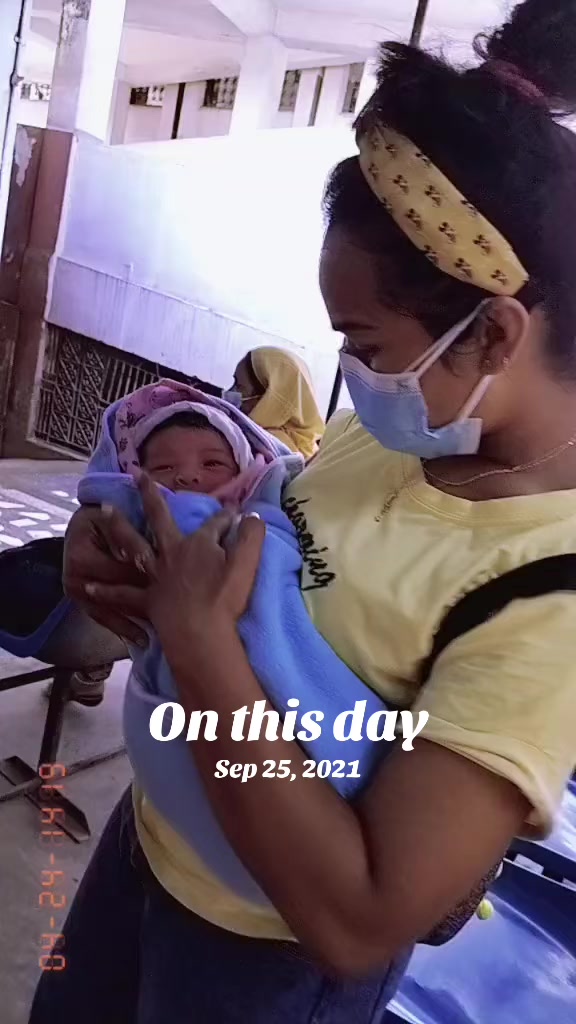 @strong girl 🫰 love you Mom 🤱