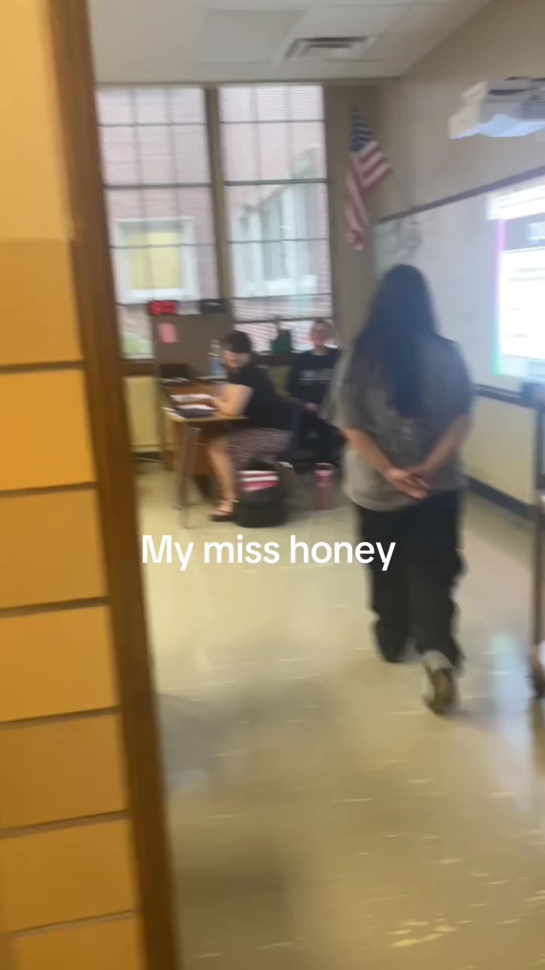 @Elaina😜