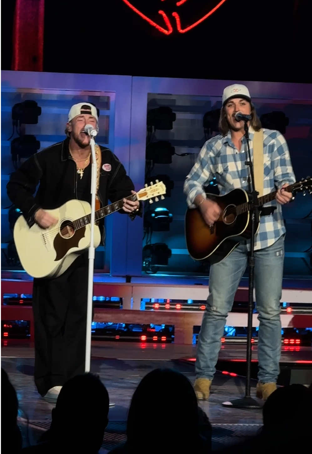 @Outlawcountrysongs