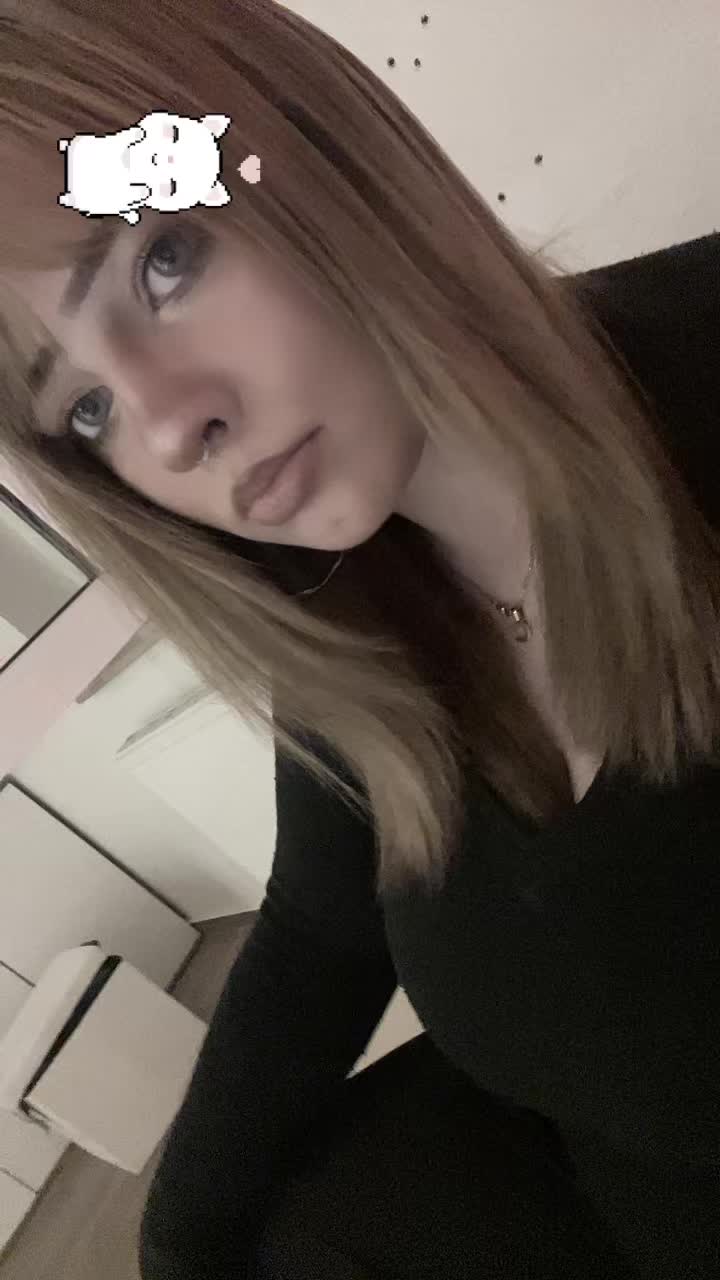 @>⩊<ₑᵥᵢₙ𐔌˙. 𖾕𖾝꙼ᩚ𛲕𖾟₍^. .^₎⟆