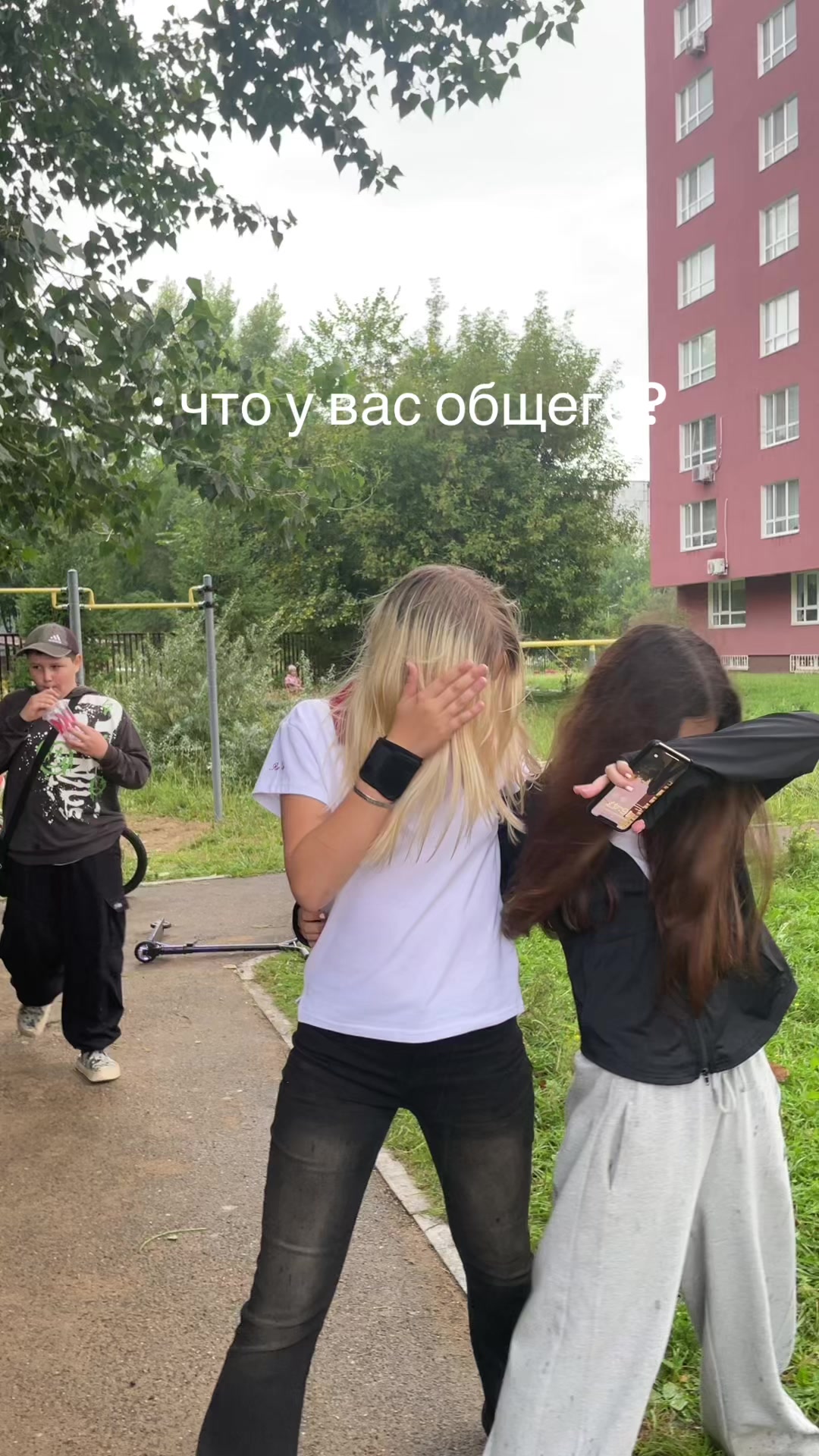 @motya