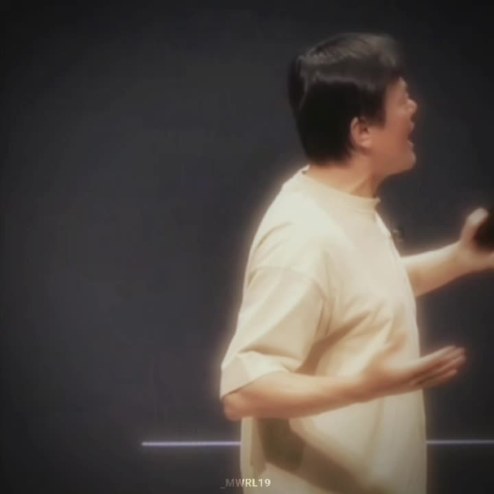 @Emma⁷ [Song Kang's ass cheeks]