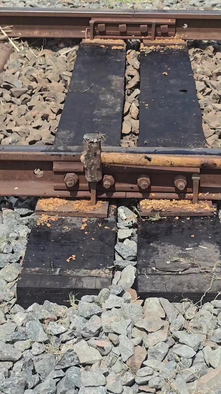 @KENYAN RAILROADER🇰🇪