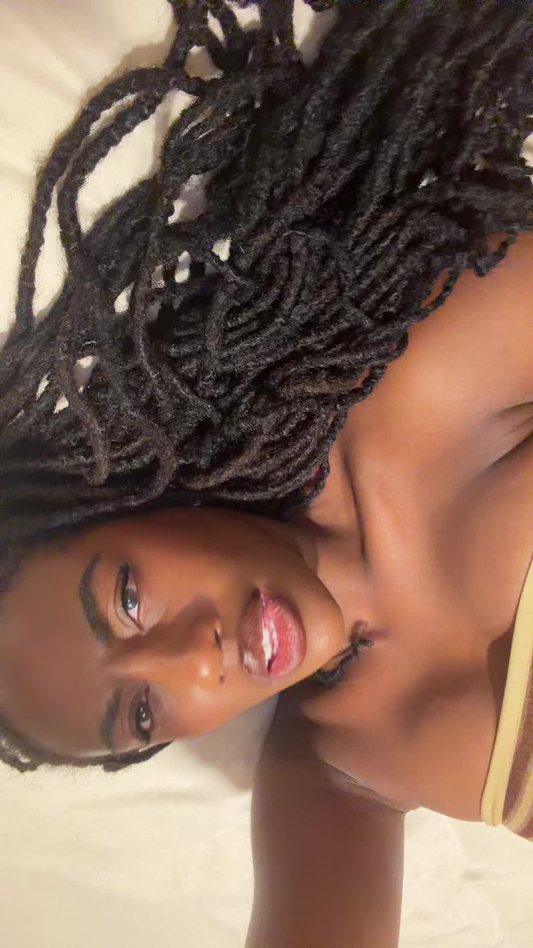 @tayybann